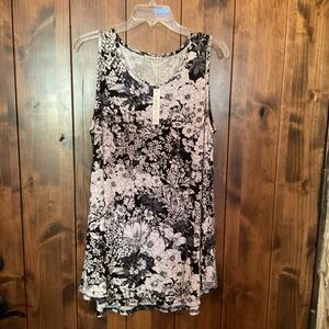 Elegant Black and White Floral Tank Top